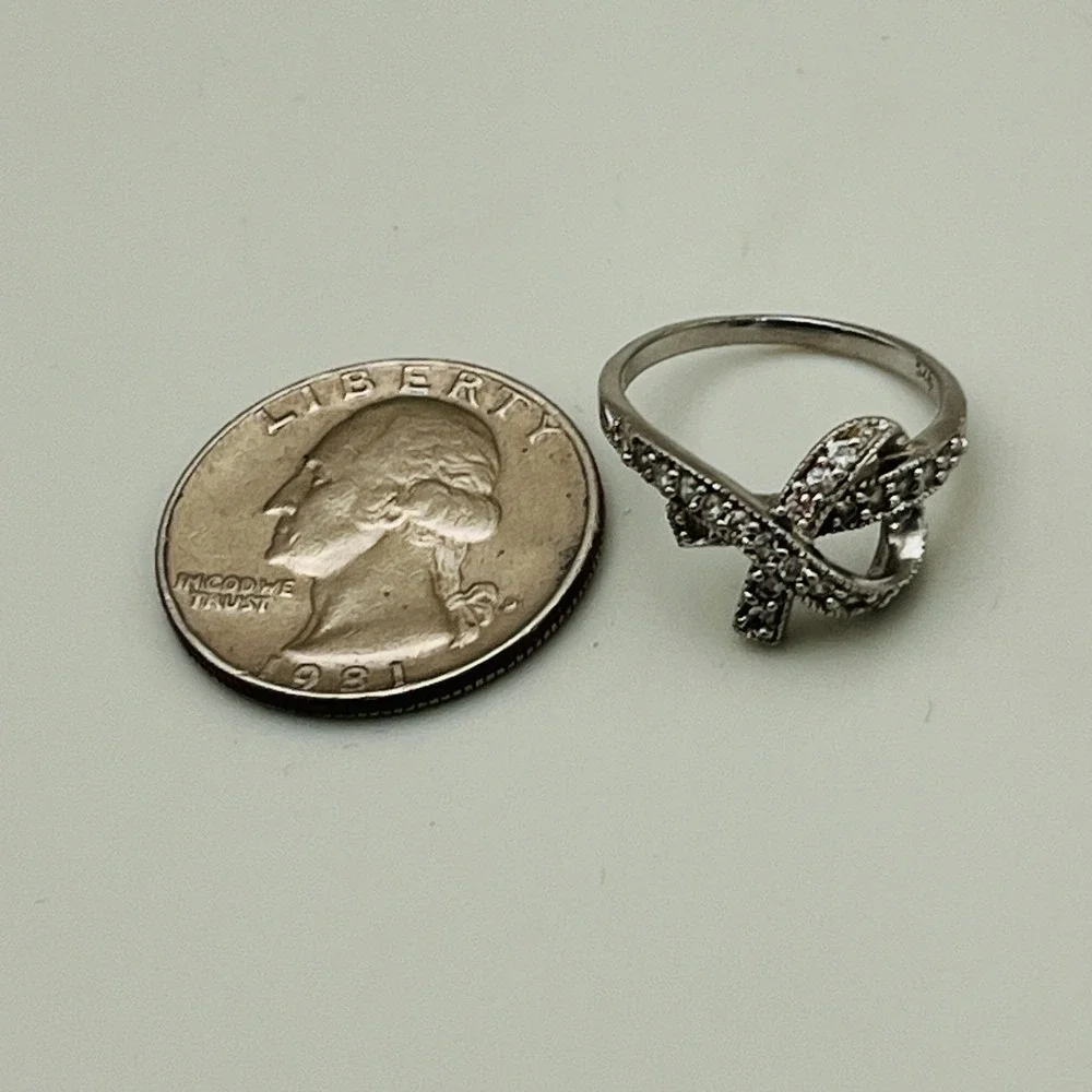 Womens Wrap Ring Silver Tone Pave Crystal Criss Cross Statement Size 6 1/4